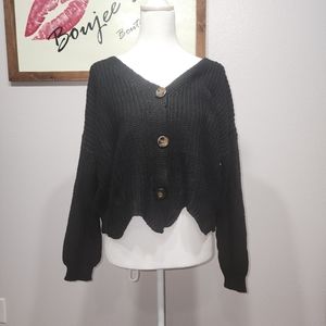 Boutique V-Neck Button-Down Scalloped Hem Sweater NWT - Black